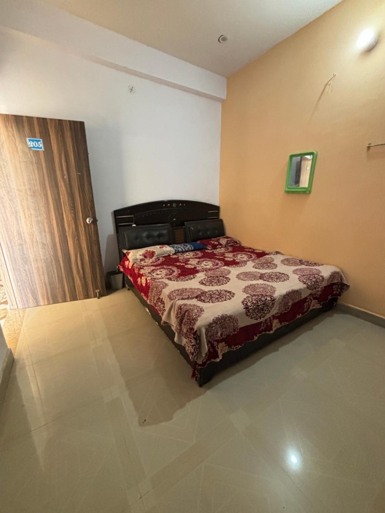 Balaji Homestay Mathura In Vrindavan Kültér fotó