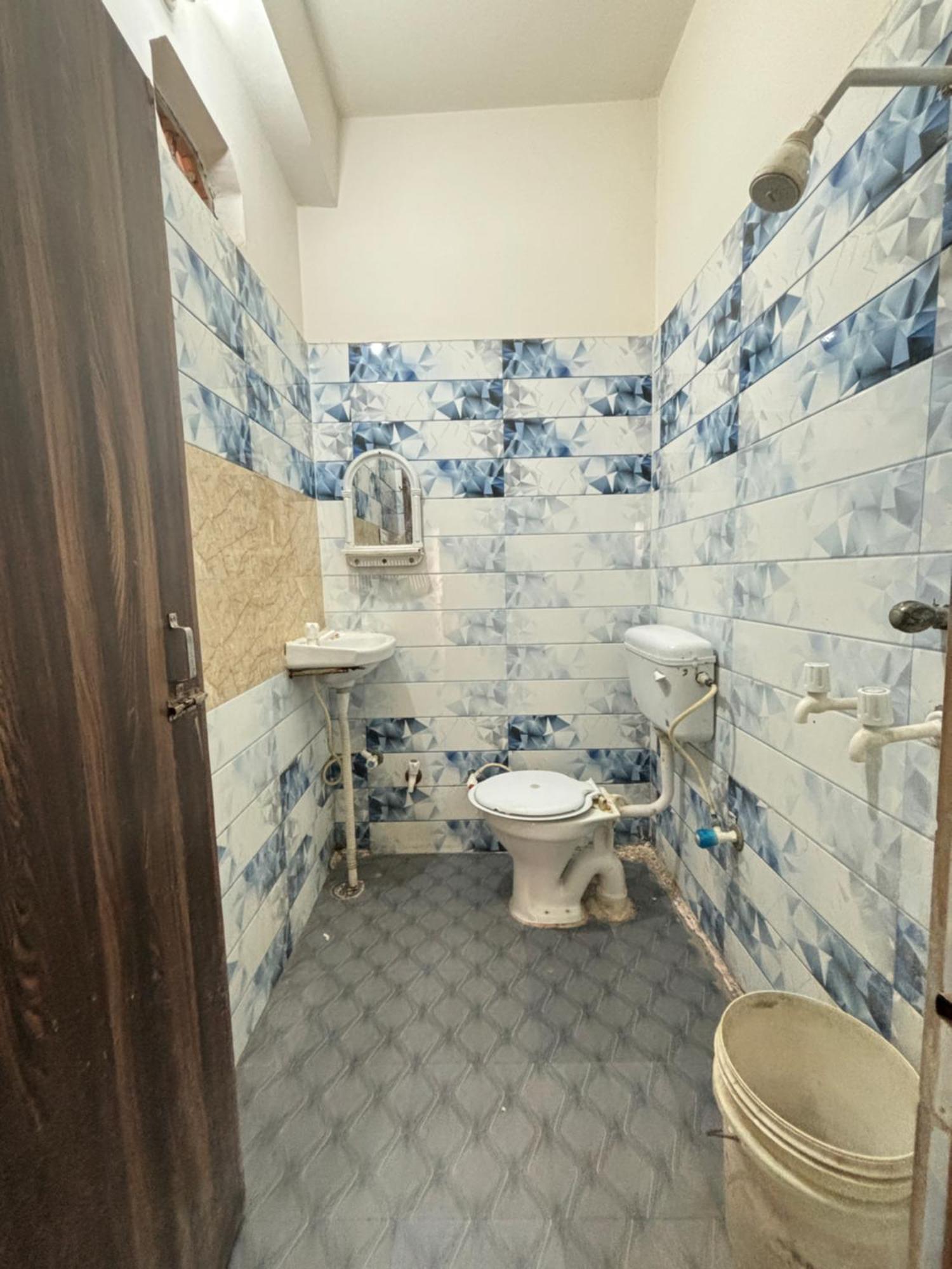 Balaji Homestay Mathura In Vrindavan Kültér fotó